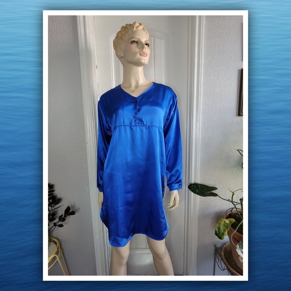 Vintage Jayre California blue satin tunic sleepshirt nightgown women's s…